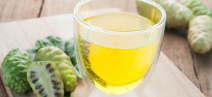 cách làm nước cốt trái nhàu nguyên chất